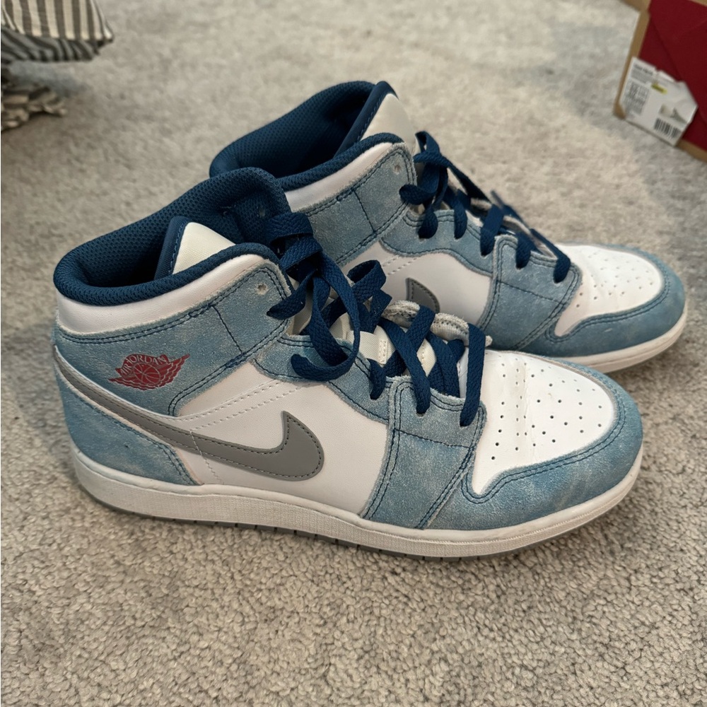 air jordan 1 mid